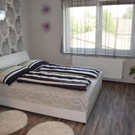 Gyarmati Apartman ชิโอฟก ภายนอก รูปภาพ