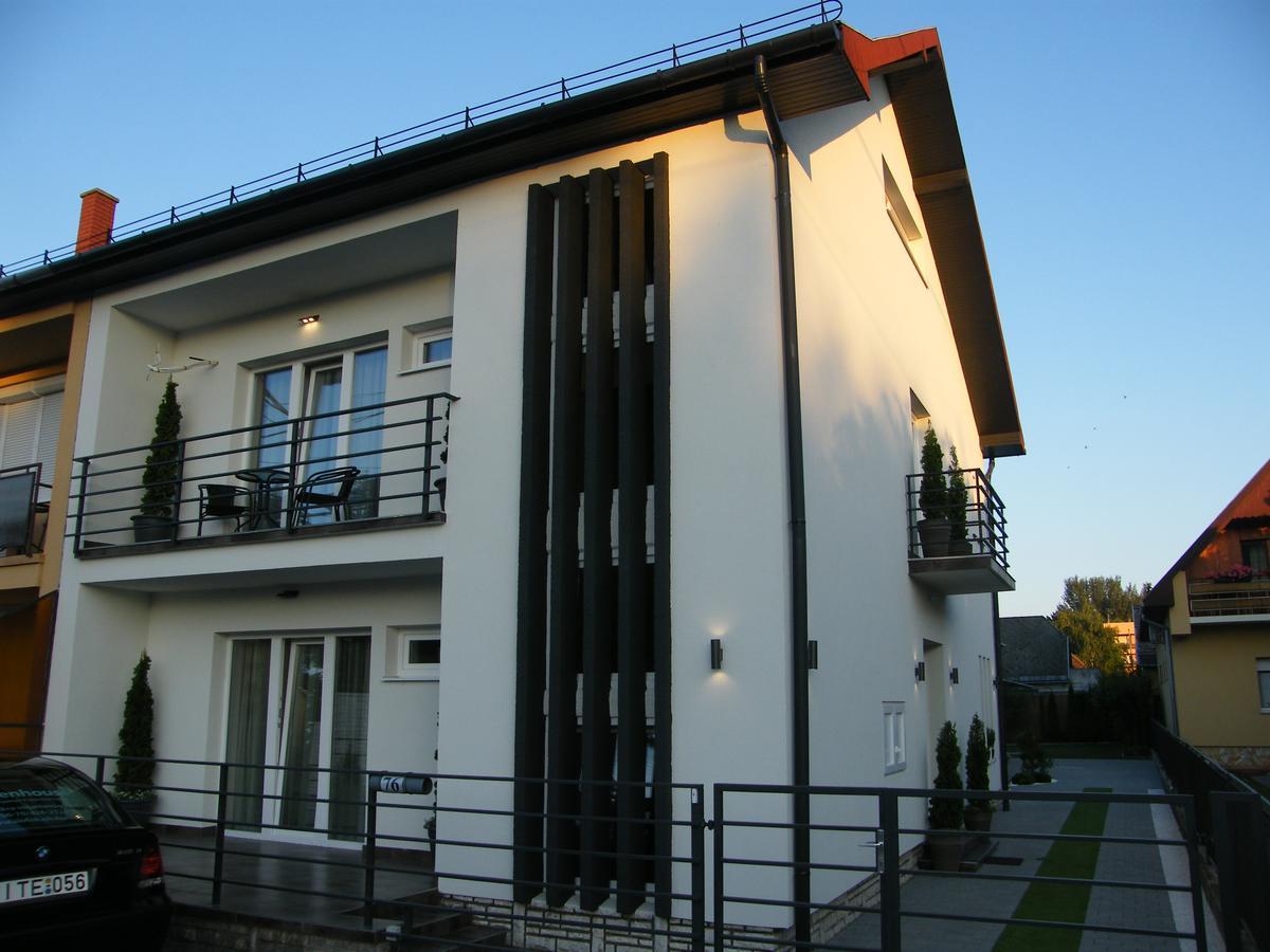 Gyarmati Apartman ชิโอฟก ภายนอก รูปภาพ